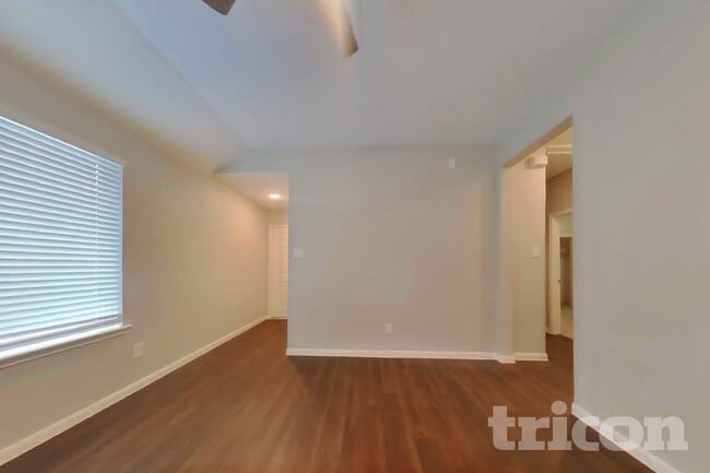 Photo - 6918 Scarlet Sagebrush St