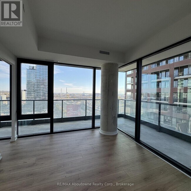 Photo - 35 Parliament St Unit 1602