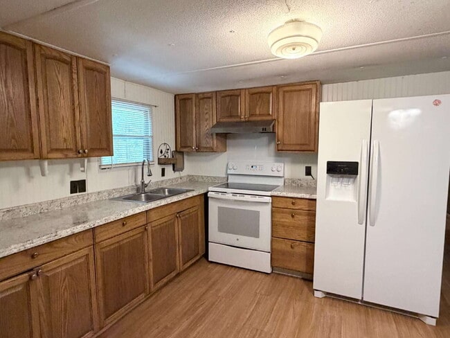 Photo - Affordable 3BR Home in Peaceful Hicks Lake Community