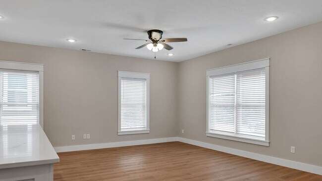 Photo - 314 N Jefferson St Unit 314