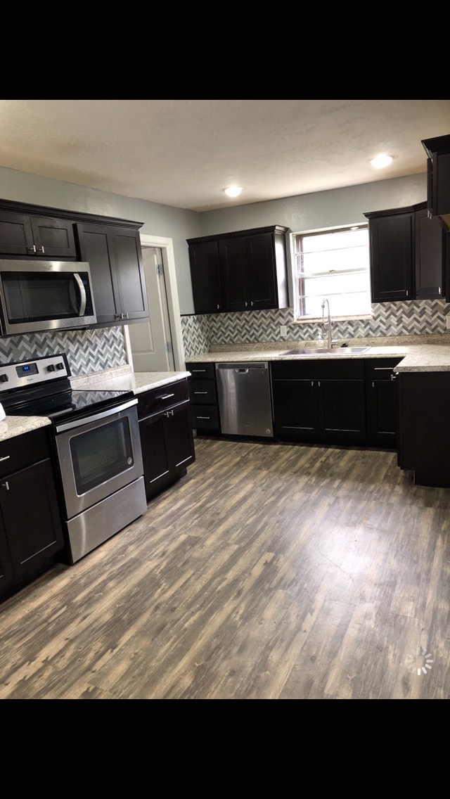 Photo - 11909 Mt View Blvd