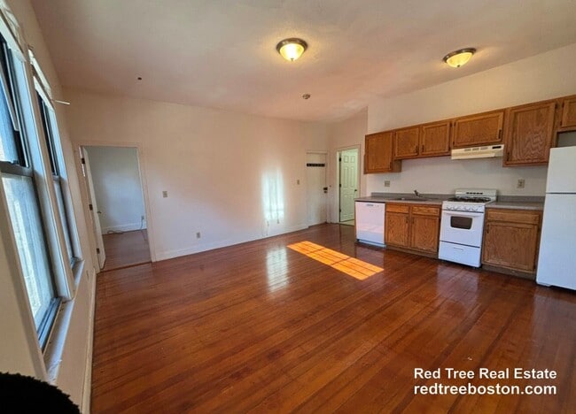 Photo - 163 Strathmore Rd Unidad 3