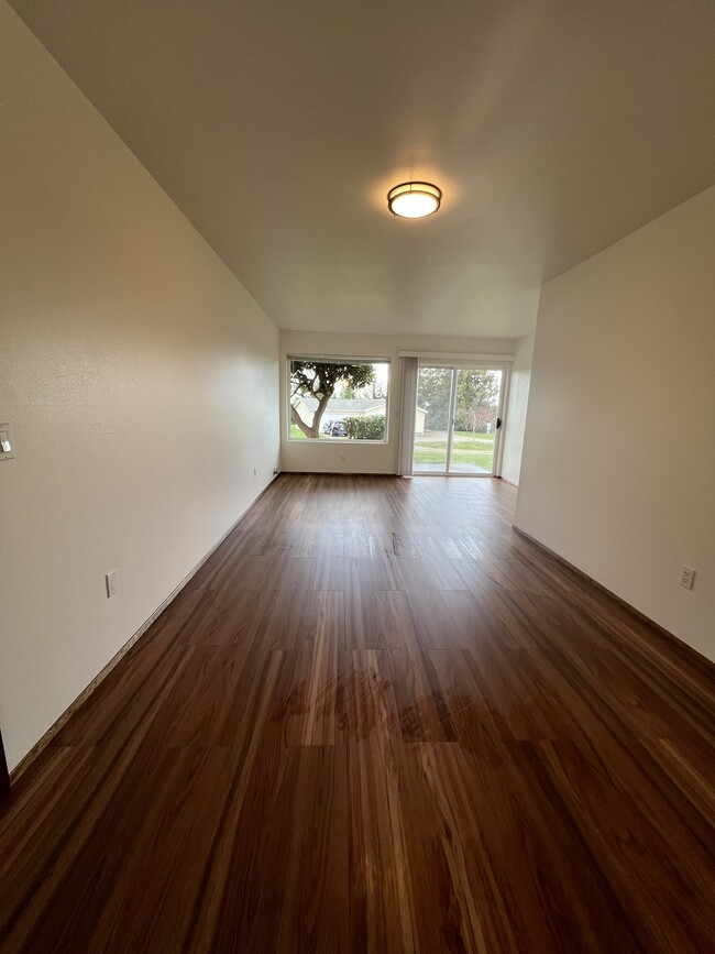 Photo - 1045 S 3rd Ave