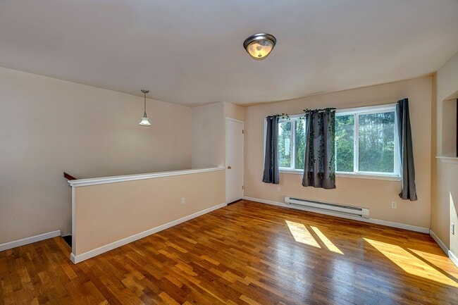 800 NE 40th St Unit 802