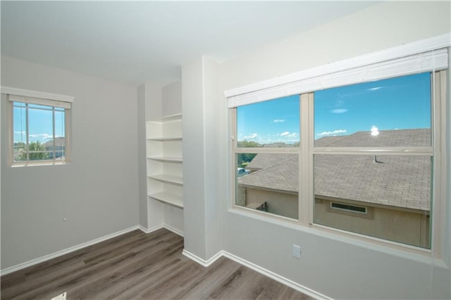 Photo - 19005 Mangan Way