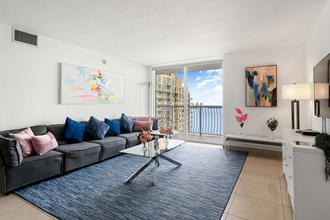 Photo - 1200 Brickell Bay Dr Apartment Unit FL35-ID1047090P