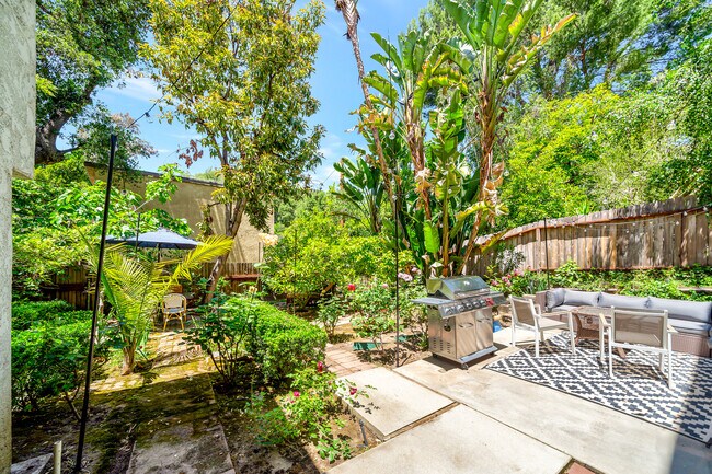 Photo - 4447 Saltillo St