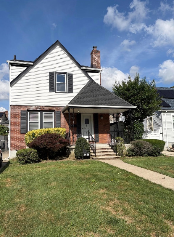 Building Photo - 84-36-8252 252nd St Rental