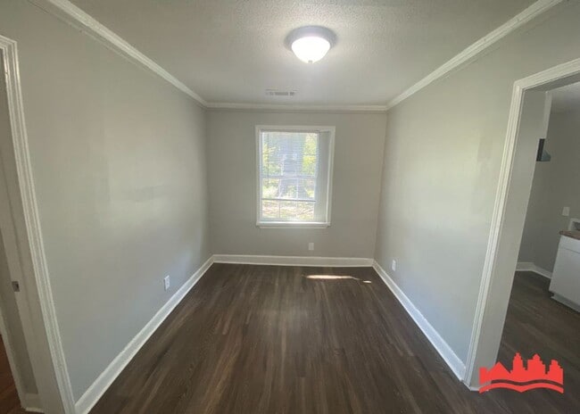 Photo - 2302 Alameda Ave