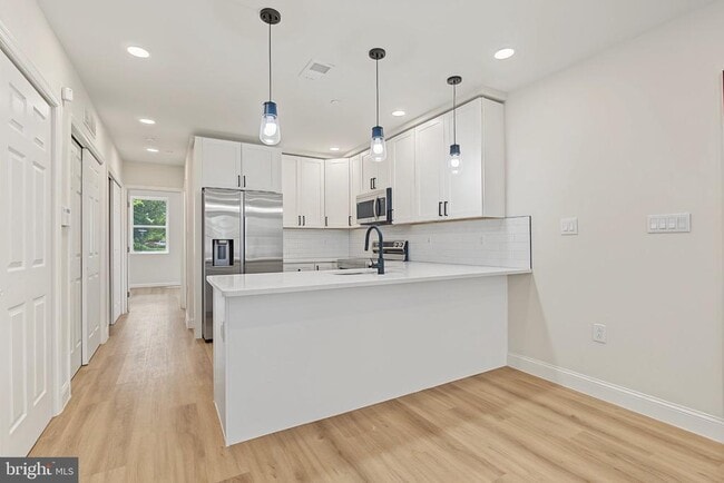 1242 N 15th St Unit 1