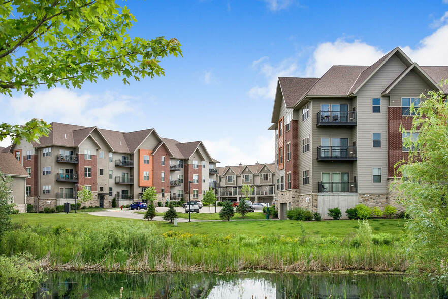 The Woodlands Buildings Exterior