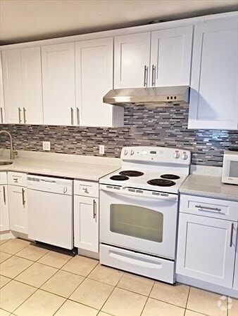 Building Photo - 661 Main St Unit 23 Rental