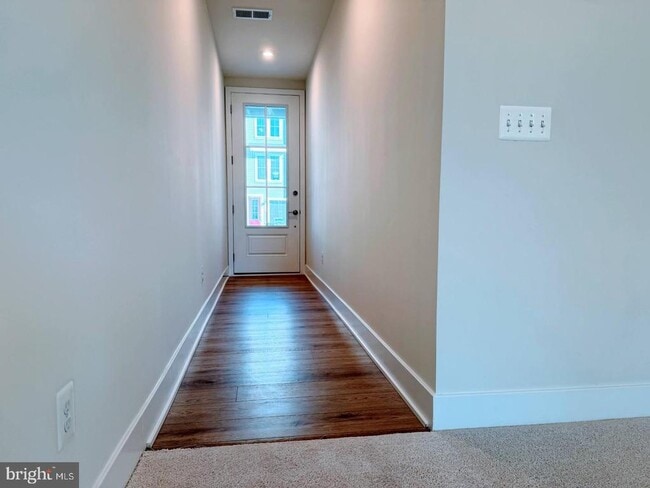 Photo - 122 Galaxy Pl