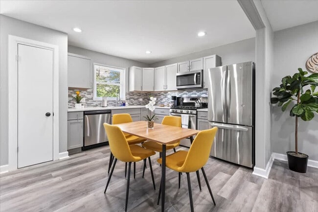 33 Crescent Rd Unit SI ID1237897P