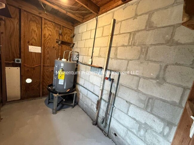 Building Photo - Beautifully Remodeled 2/1 St Pete- ASK ABOUT OUR SPECIAL!