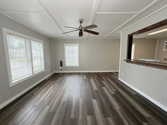 Photo - 1016 W Crawford St