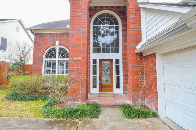 Photo - 20615 Castlemills Ct