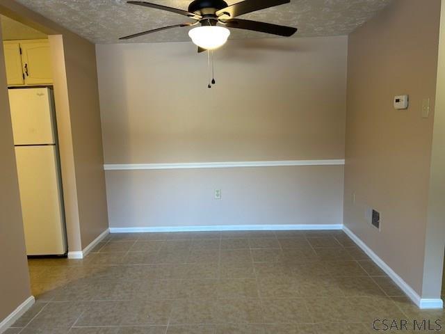 Photo - 545 Goucher St