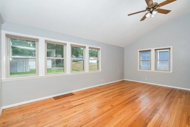 Photo - Northeast Benjamin Street