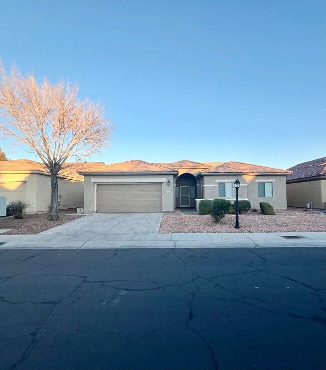 Building Photo - 2470 sq ft, remodeled single story, hard to find 5 bed, 2.5 bath, 2 car garage in guard gated Sta...