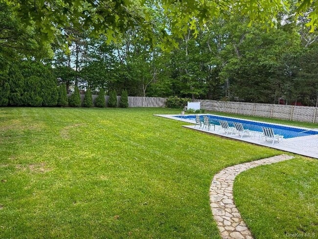 Photo - 36 Matthews Dr