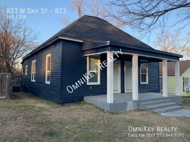 Building Photo - 823 W Day St Unit 823