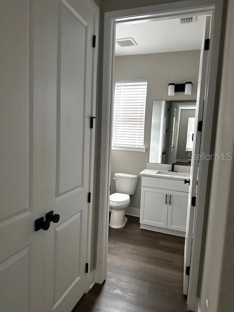 Photo - 1437 Dann St