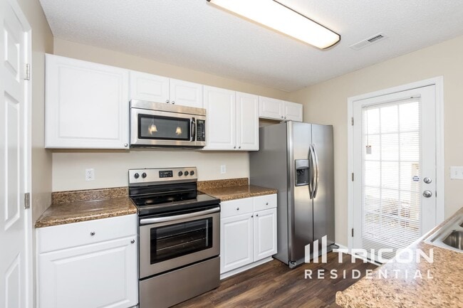 Photo - 457 Cape Jasmine Way