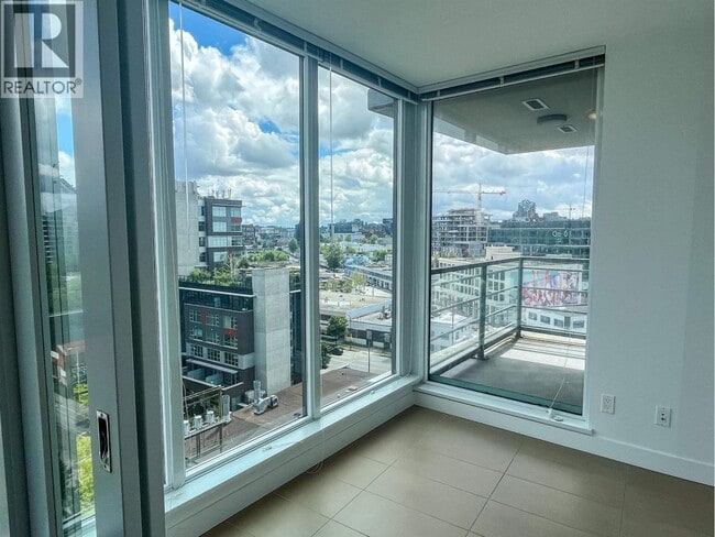 Photo - 288 W 1st Ave Unité 12F