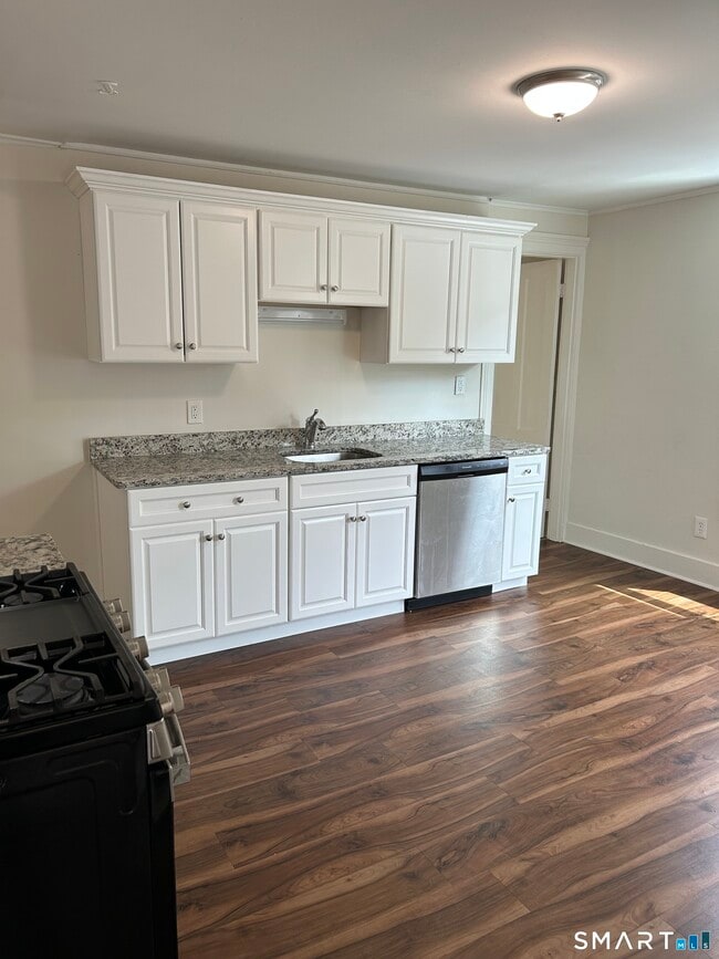 Photo - 163 Meadow St Unit 2 F