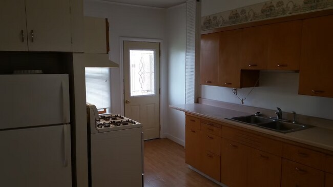 Photo - 114 1st Ave SW Unit 1