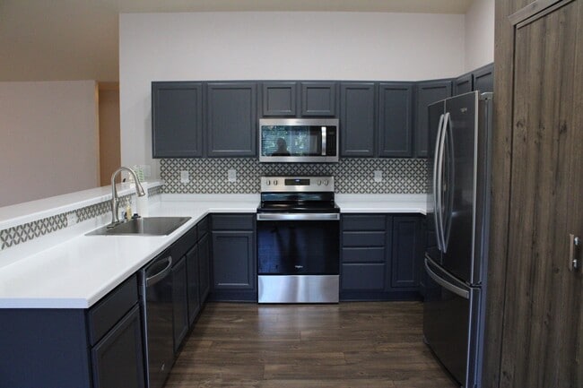 Photo - W1146 Marietta Ave