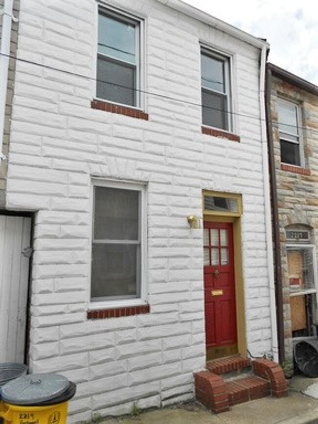 Fabulous Fells Point 1bd+Den/1ba Rowhome w... - Fabulous Fells Point 1bd+Den/1ba Rowhome w...