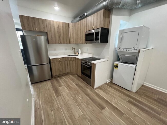 Building Photo - 5044 Baltimore Ave Rental