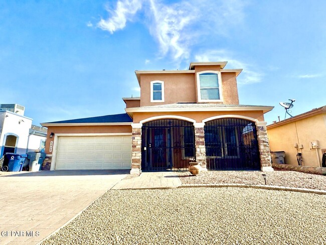 Building Photo - 5429 Pedro Lucero Dr