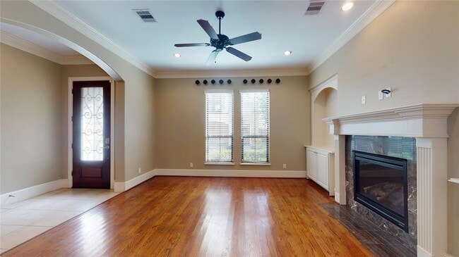Photo - 3102 Fairdale Oaks E Condo