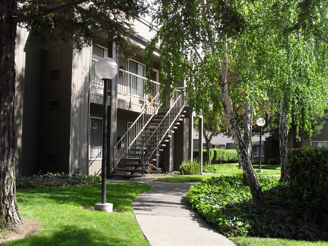 Photo - Lakeview Apartment Homes