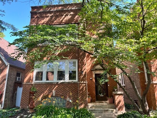 Building Photo - 5350 W Wilson Ave Unit 1 Rental