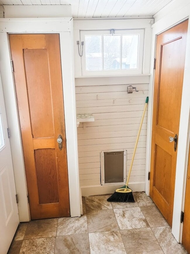 Photo - 820 Bellevue Ave Unit 4