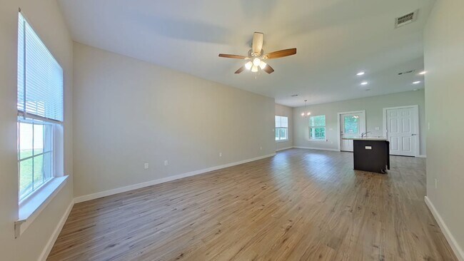 605 Williams Ave