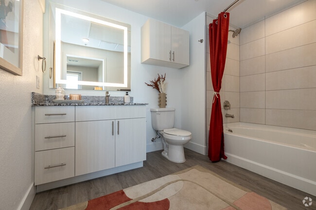 1BR, 1BA - 650SF - 685SF - Bathroom - Alexan Montview Plaza