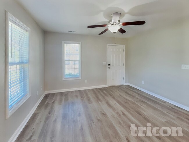 Photo - 2410 King Malcolm Ln