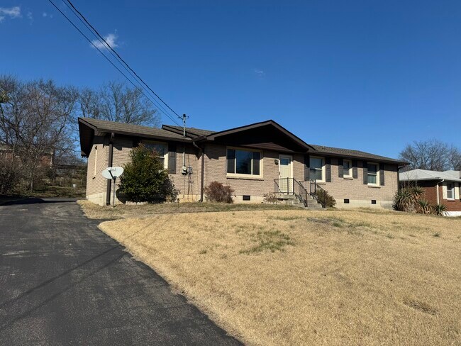 Photo - 3830 Bonnacreek Dr