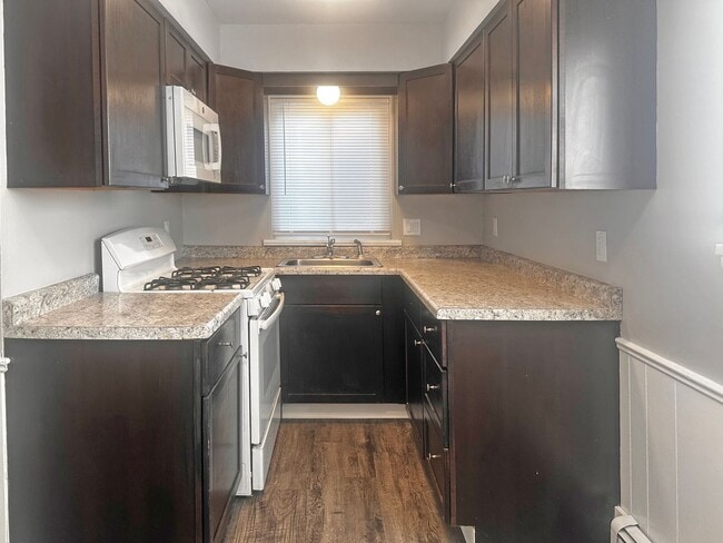 Photo - 3453 Hubal Ave SW