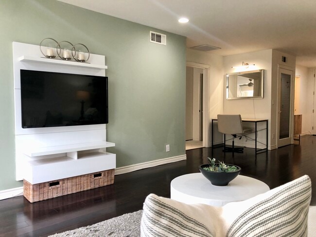 Fully Furnished Living Room - 10751 Wilshire Blvd Unit #1203