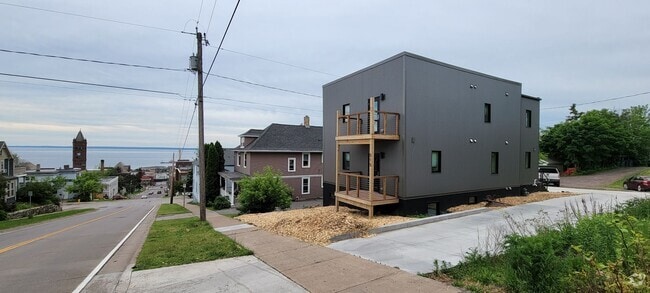Building Photo - Available August 1st! - New Construction 3... Unit 03 Rental