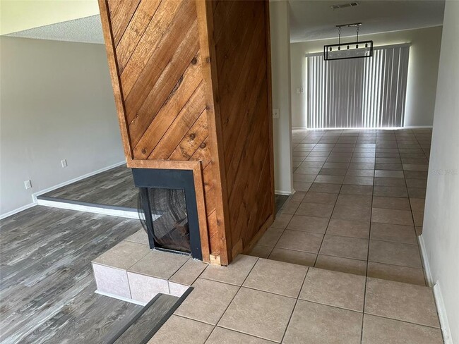 Photo - 804 Van Ness Cir