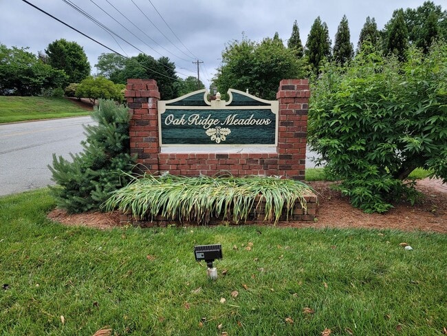 Photo - 2 Bedroom 3.5 Bathroom Town home located in the Oak Ridge Meadows Neighborhood