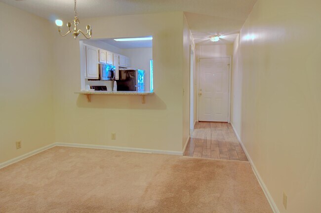 910 Brett Dr