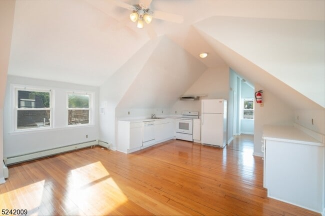 Photo - 52 Franklin Pl Unit 3